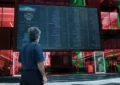 دلار به داد بورس رسید | وضعیت معاملات بازار بورس در ۱۹ آذر