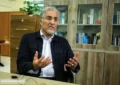 دلار را به بالای ۱۱۰ هزار تومان می‌رسد | نظام در تنگنای انتخاب بین بقای خود یا مافیا