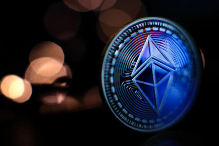 شوک امنیتی به بازار کریپتو؛ آیا قیمت اتریوم سقوط می‌کند؟