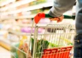تبلیغات پر سر و صدای دولت برای یارانه معیشتی کالابرگ تبلیغات پر سر و صدای دولت برای یارانه معیشتی کالابرگ