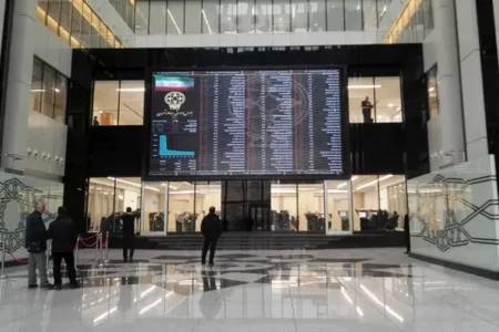صعود پر قدرت بورس با درخشش «خساپا»