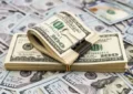 قیمت دلار در بازار آزاد صعودی شد | ۲ سناریو مهم برای بازار ارز قیمت دلار در بازار آزاد صعودی شد | ۲ سناریو مهم برای بازار ارز