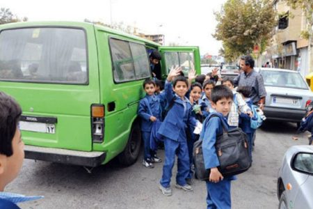 استقبال از مهر با شناورسازی ساعات کاری ادارات و حمل‌ونقل رایگان برای دانش‌آموزان