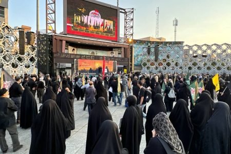 برج میلاد فردا تعطیل است