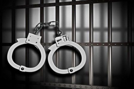 دستگیری ۲ کلاهبردار واتساپی در اصفهان؛ بازگشت ۱۰۰ میلیارد تومان به مالباختگان