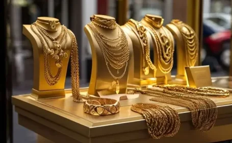 قیمت طلا ۱۸ عیار امروز ۴ شهریور اعلام شد + جدول