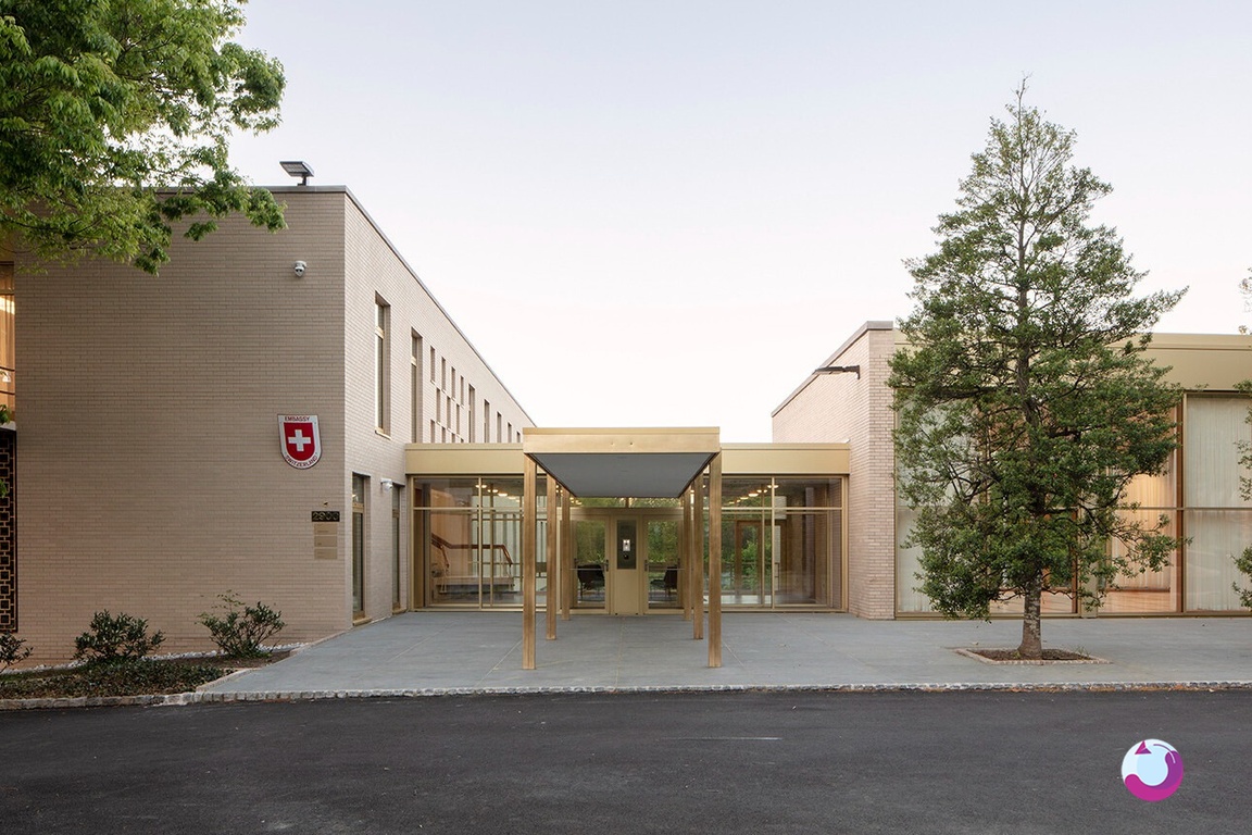 چرا برای رزرو تور اروپا باید ۱/۵ میلیارد تومان ضمانت بازگشت بدهیم؟