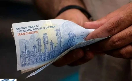 شاغلان فقیر در حال افزایش؛ دستمزدبگیران تحقیر شدهاند شاغلان فقیر در حال افزایش؛ دستمزدبگیران تحقیر شدهاند