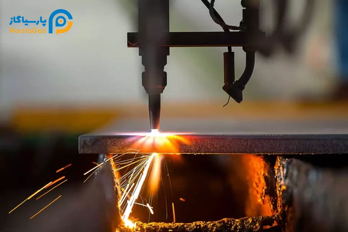 کاربرد اکسیژن صنعتی در برش و فرآیندهای تولیدی کاربرد اکسیژن صنعتی در برش و فرآیندهای تولیدی