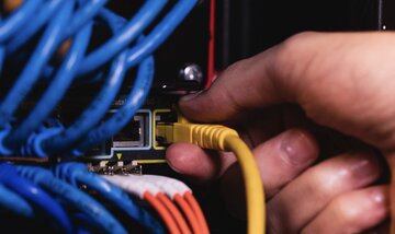 برقراری اینترنت بینالملل در اتاق تعاون برای تداوم فعالیتهای اقتصادی برقراری اینترنت بینالملل در اتاق تعاون برای تداوم فعالیتهای اقتصادی