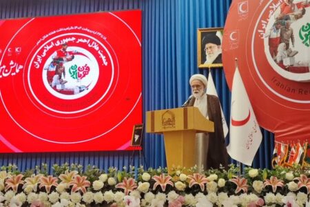 اجتماع عظیم نیمه شعبان، مصداقی از فریاد ایستادگی در برابر ظلم است اجتماع عظیم نیمه شعبان، مصداقی از فریاد ایستادگی در برابر ظلم است