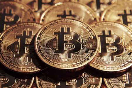 پیش‌بینی قیمت بیت کوین و اتریوم توسط بانک «استاندارد چارترد»
