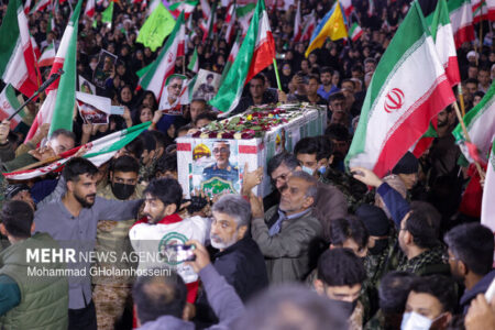 تازهترین آمار شهدا و مجروحان جنگ تحمیلی اعلام شد تازهترین آمار شهدا و مجروحان جنگ تحمیلی اعلام شد