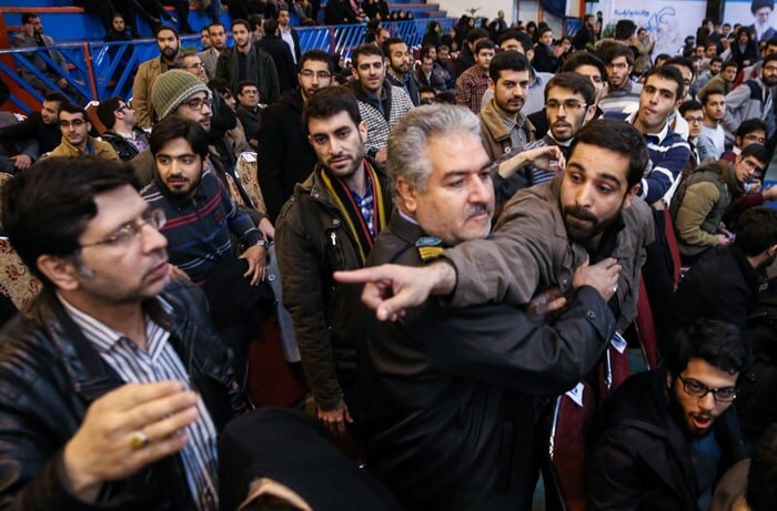 آقامیری، از عضویت در گروه فشار دانشجویی تا سکاندار پشت‌پرده فیلترینگ + عکس