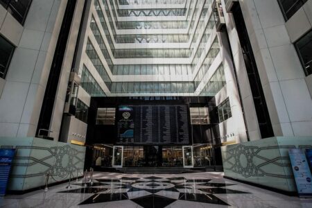 اقدامات نهایی برای بازگشایی بازار سهام / زمان بازگشایی بورس اعلام شد
