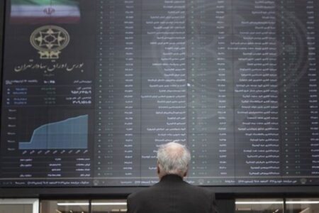 تخلیه حباب صندوق‌های طلا با عقب‌نشینی دلار و سقوط اونس جهانی