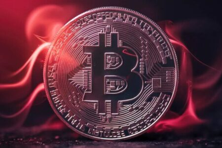 سقوط تاریخی قیمت بیت کوین به زیر ۶۰ هزار دلار / بازار رمزارزها خونین شد