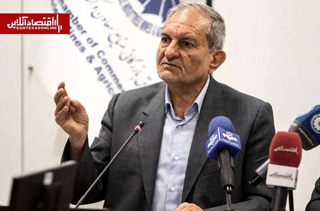 پشت پرده تعلیق ۶۰ روزه تحریم‌های نفتی | گشایش دیپلماتیک یا تاکتیک جدید ترامپ؟