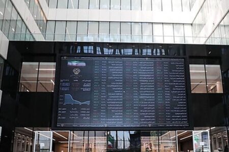 بازگشت خریداران به بازار سرمایه / بورس پس از ۸ روز سبزپوش شد