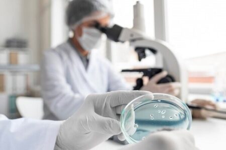ارتباط هورمون‌درمانی با کاهش عوارض دوران یائسگی