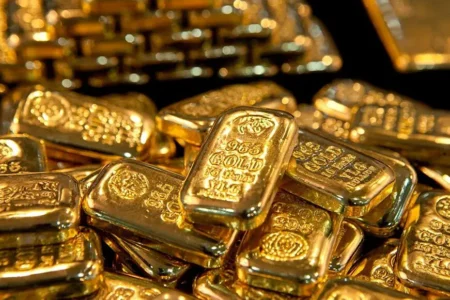 چهار دلیل کاهش نرخ طلا به کمترین میزان در ۵۰ روز اخیر